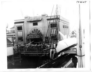 Crowds during last voyage