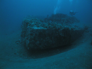 从USS Monitor上从前到后看。今年夏天，看看这个网站的变化将会很有趣。