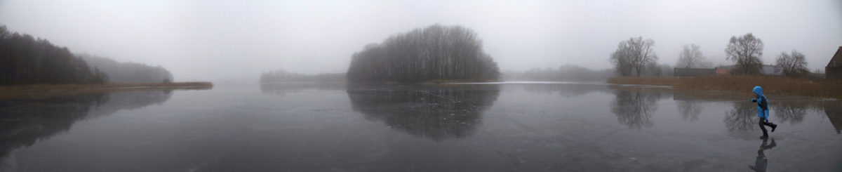 Fabulous Fotos: A winter’s day // In a deep and dark December…