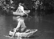 钓鱼照片钓鱼在Teifi河