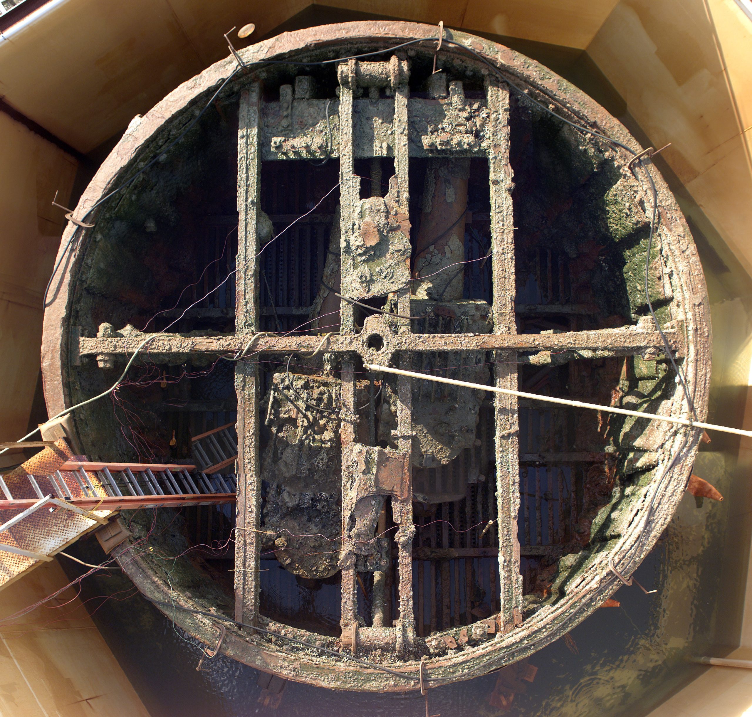 The gun turret of the USS <em>Monitor</em>